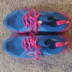 Brooks Levitate 5 womens sneakers